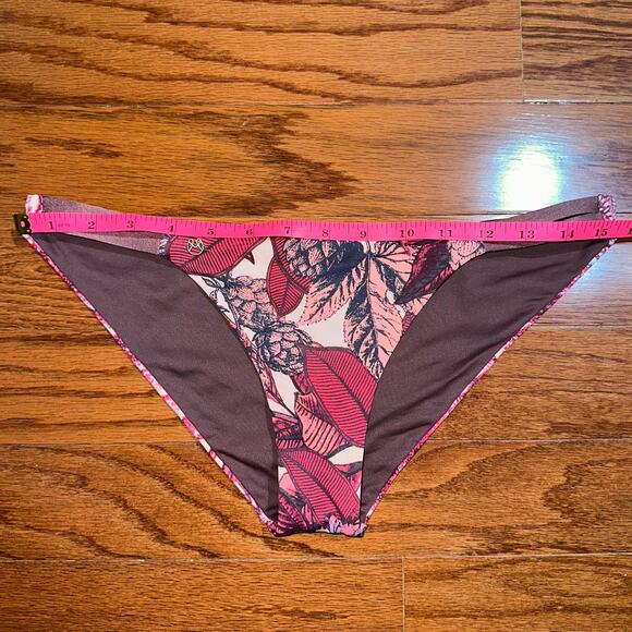 Maaji Flowery Knots Split Tab Side Hipster Bikini Bottom Size Medium - Picture 12 of 13